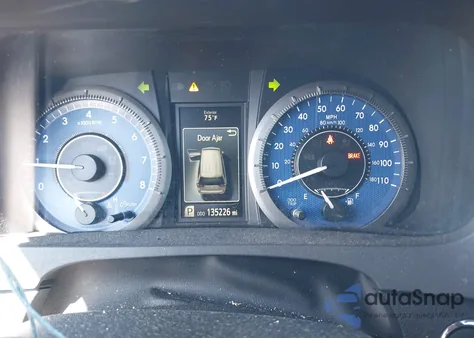 2015 Toyota Sienna Limited Premium 7 Passenger z USA, uszkodzony, nr VIN 5TDDK3DC1FS123460